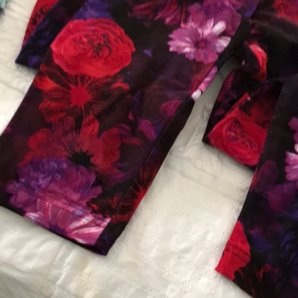 No Boundaries Bundle of 2 Pairs Leggings - Picture 8 of 9